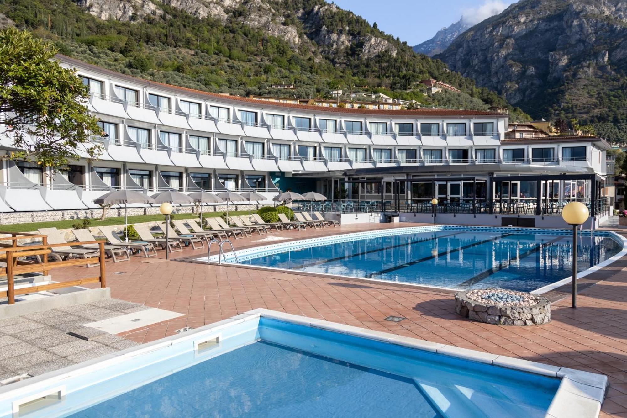 Aria Life Hotel Limone sul Garda Buitenkant foto