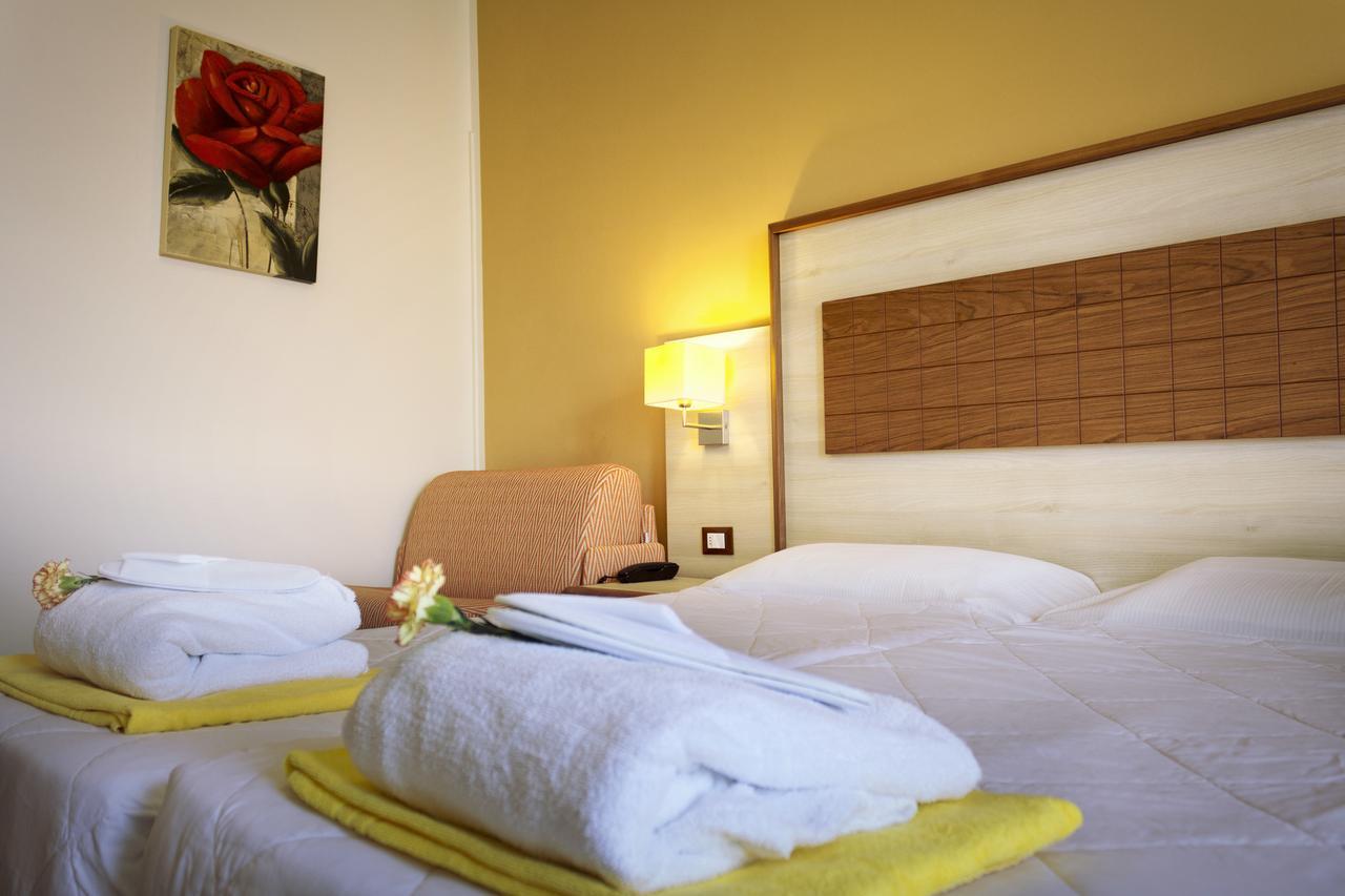 Aria Life Hotel Limone sul Garda Buitenkant foto