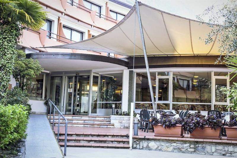Aria Life Hotel Limone sul Garda Buitenkant foto